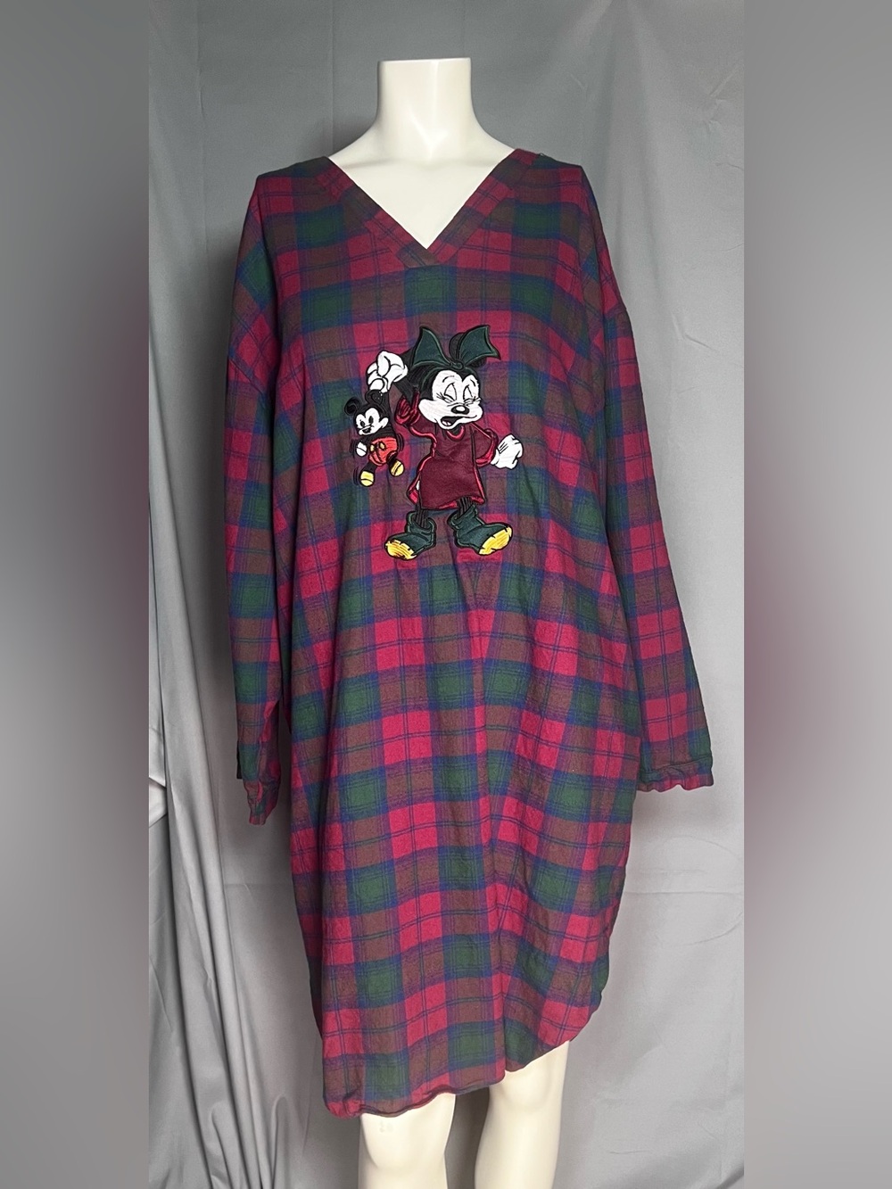 Vintage Walt Disney World Minnie & Mickey Plaid Nightshirt L/XL